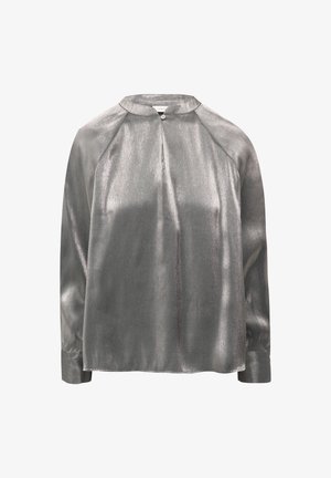 Grijze metallic blouse met lange mouwen en een hoge halslijn, knoopsluiting en raglanmouwen, met een gladde, glanzende textuur.