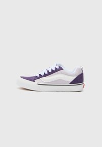 Unselected, lilac