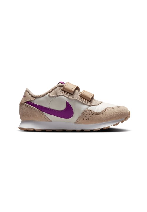 Nike YOUNGER MD VALIANT - Zapatillas - hemp pale ivory gum medium brown hot fuchsia — foto 6
