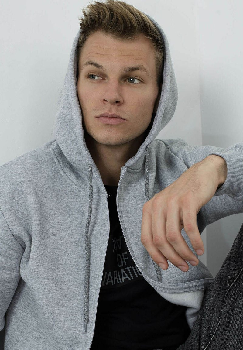 Herren Kapuzenpullover | Buratti Sweatshirt grey melange/grau-meliert - HI14070 Herren Kapuzenpullover | Buratti Sweatshirt grey melange/grau-meliert - HI14070