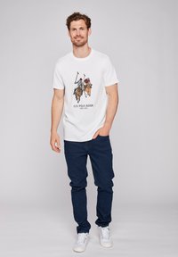 U.S. Polo Assn. EIVIND - Majica kratkih rukava s printom - white