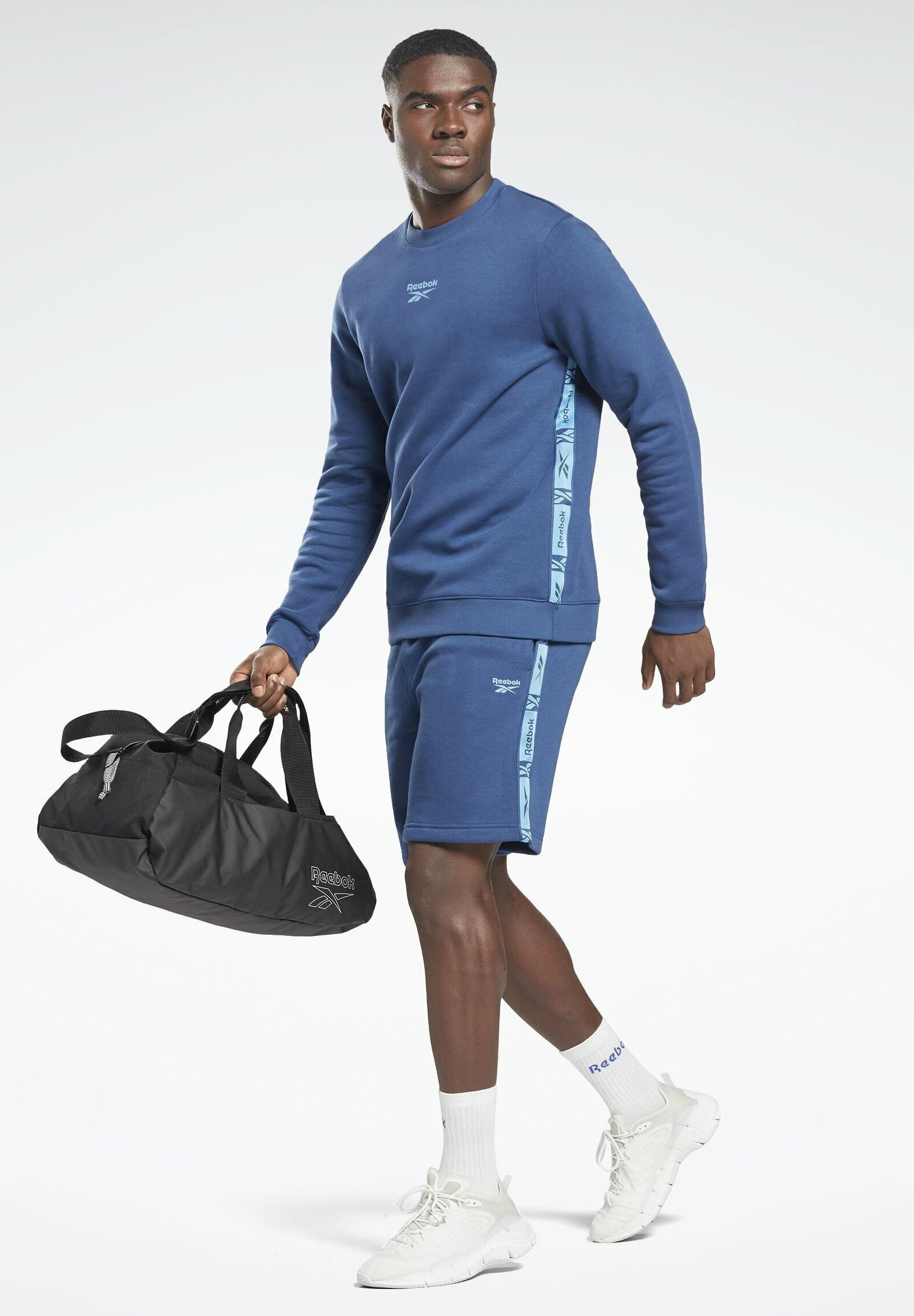 reebok sweat shirt