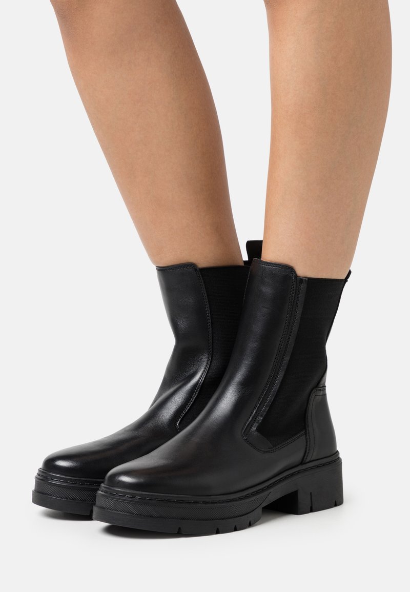 Bullboxer Botine cu platformă - black/negru - Zalando.ro