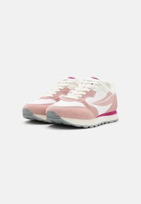 Fila HYPERT - Tenisice - pale mauve
