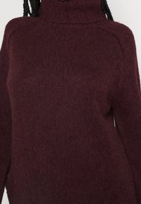 JDY Strickpullover - bordeaux