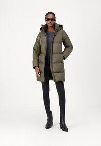 Tommy Hilfiger CASUAL COAT - Daunenmantel - army green