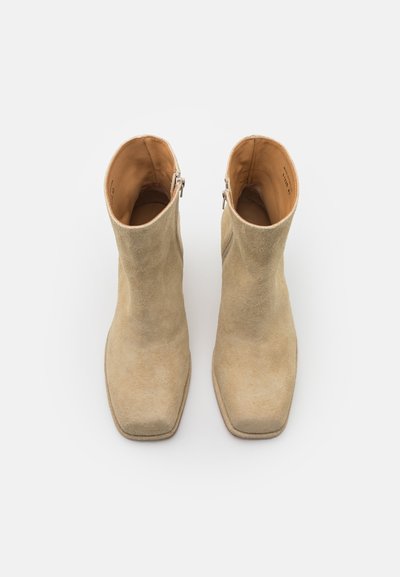 ECKHAUS LATTA TOADSTOOL BOOT UNISEX - Bottines - beige