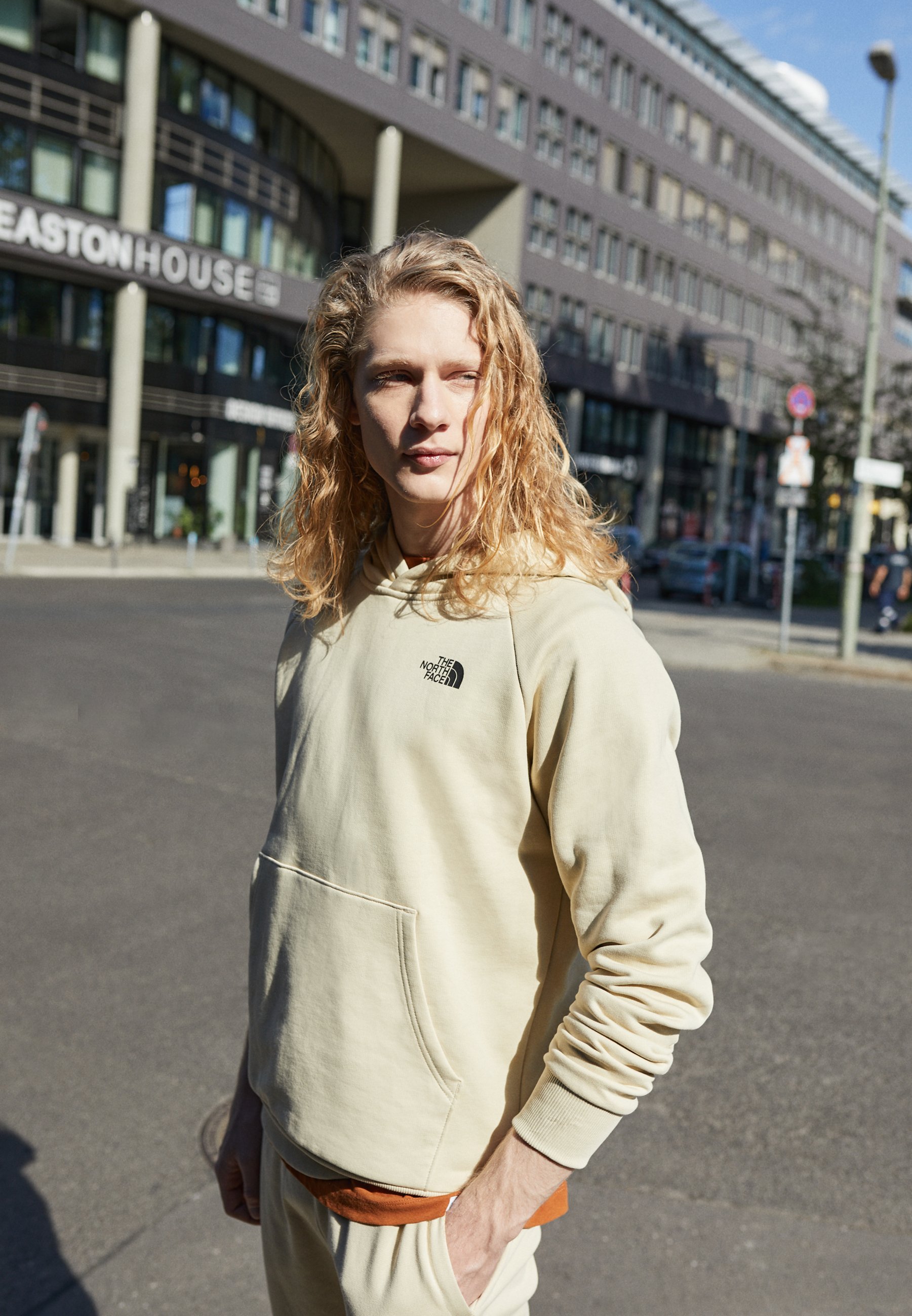the north face hoodie cream