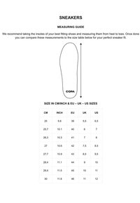 Sneaker maatmeetgids met een voetafbeelding gelabeld "COPA." Maatkaart bevat metingen in CM, inches, EU, UK en US maten.