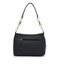 Czarna teksturowana skórzana torebka o zaokrąglonym kształcie, z długim paskiem z przezroczystymi i bursztynowymi żywicznymi ogniwami oraz zewnętrzną kieszenią zapinaną na zamek.