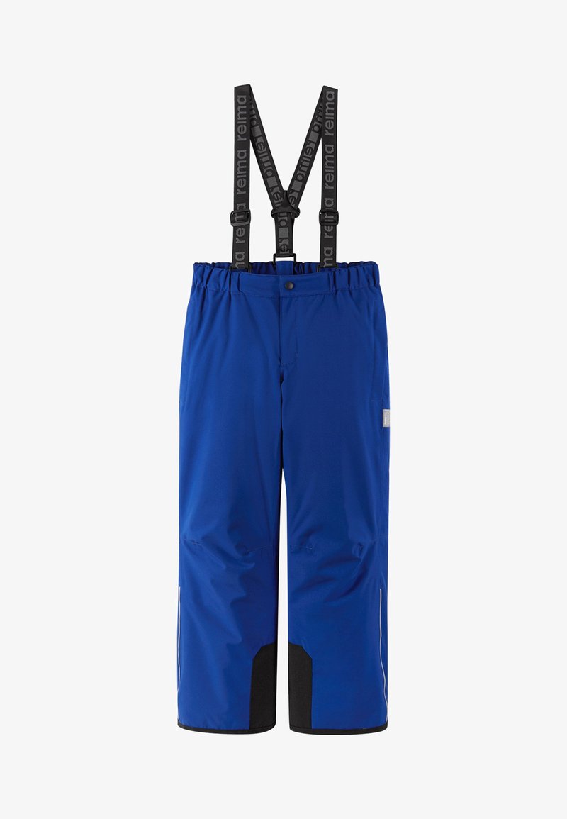 Niebieskie spodnie narciarskie z regulowanymi czarnymi szelkami, elastycznym pasem, wzmocnionymi czarnymi akcentami na dolnej krawędzi oraz kieszeniami po bokach.