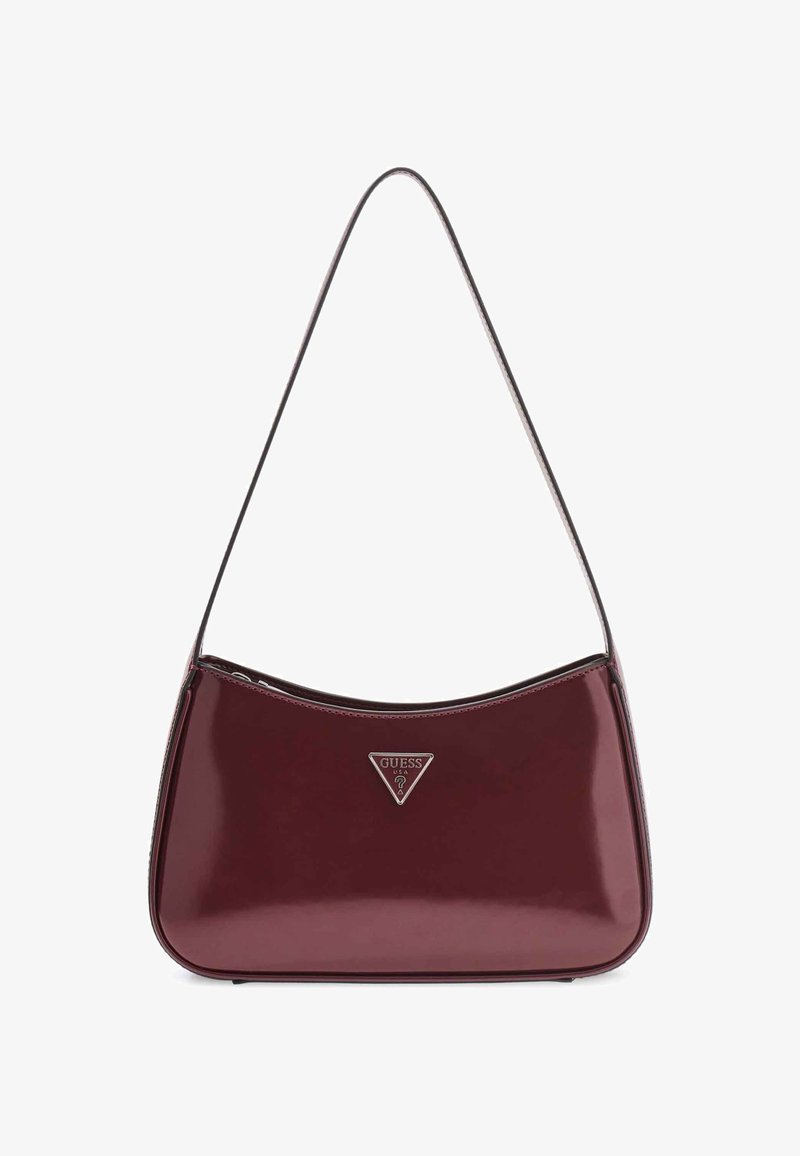 Bordowa lakierowana torebka na ramię o zaokrąglonym kształcie, srebrnych okuciach i logo na froncie. Zapięcie na zamek błyskawiczny na górze.