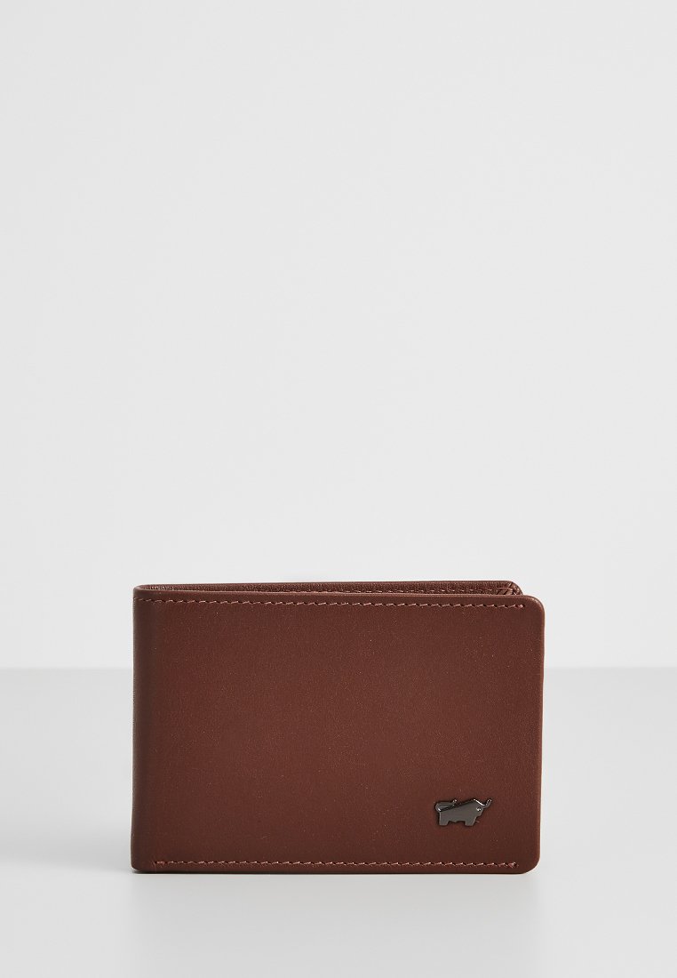 Braunes Lederportemonnaie mit glatter Textur, rechteckiger Form und einem kleinen schwarzen Logo-Detail auf der Vorderseite. Umrandung mit genähten Kanten.