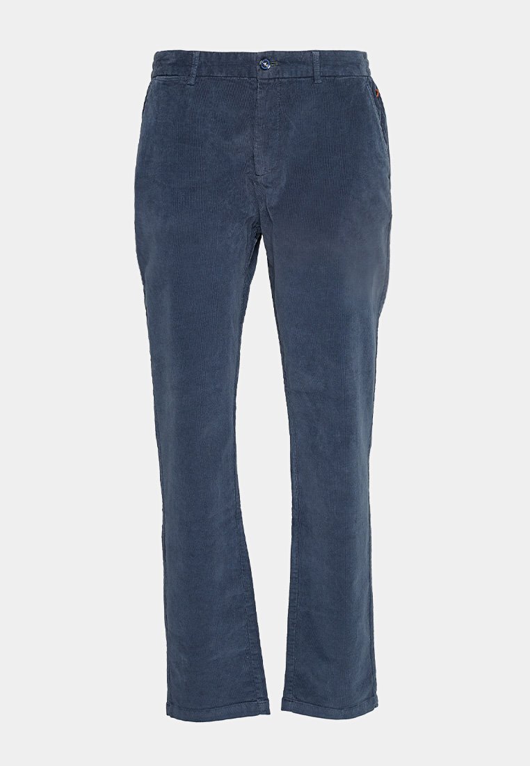NZA New Zealand Auckland Chino petrol