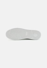 Björn Borg Tenisice - white/navy