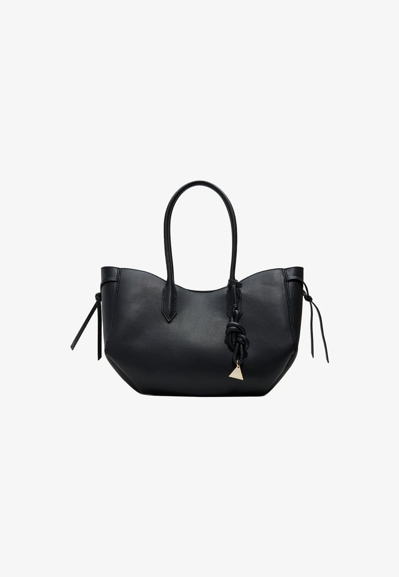 Sort læder tote bag med en buet form, to håndtag og knyttet detaljering. Udstyret med en trekantet gul charm og sidesnore.