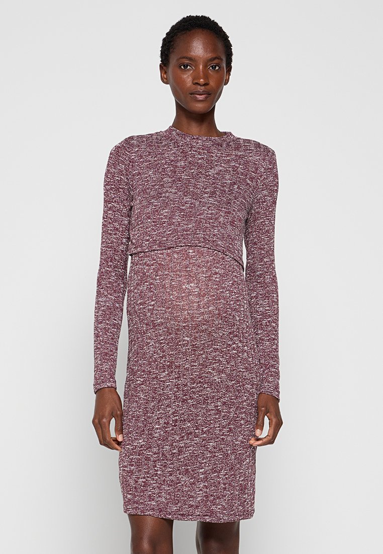 Mamalicious Gebreide jurk donkerpaars Mamalicious Gebreide jurk donkerpaars
