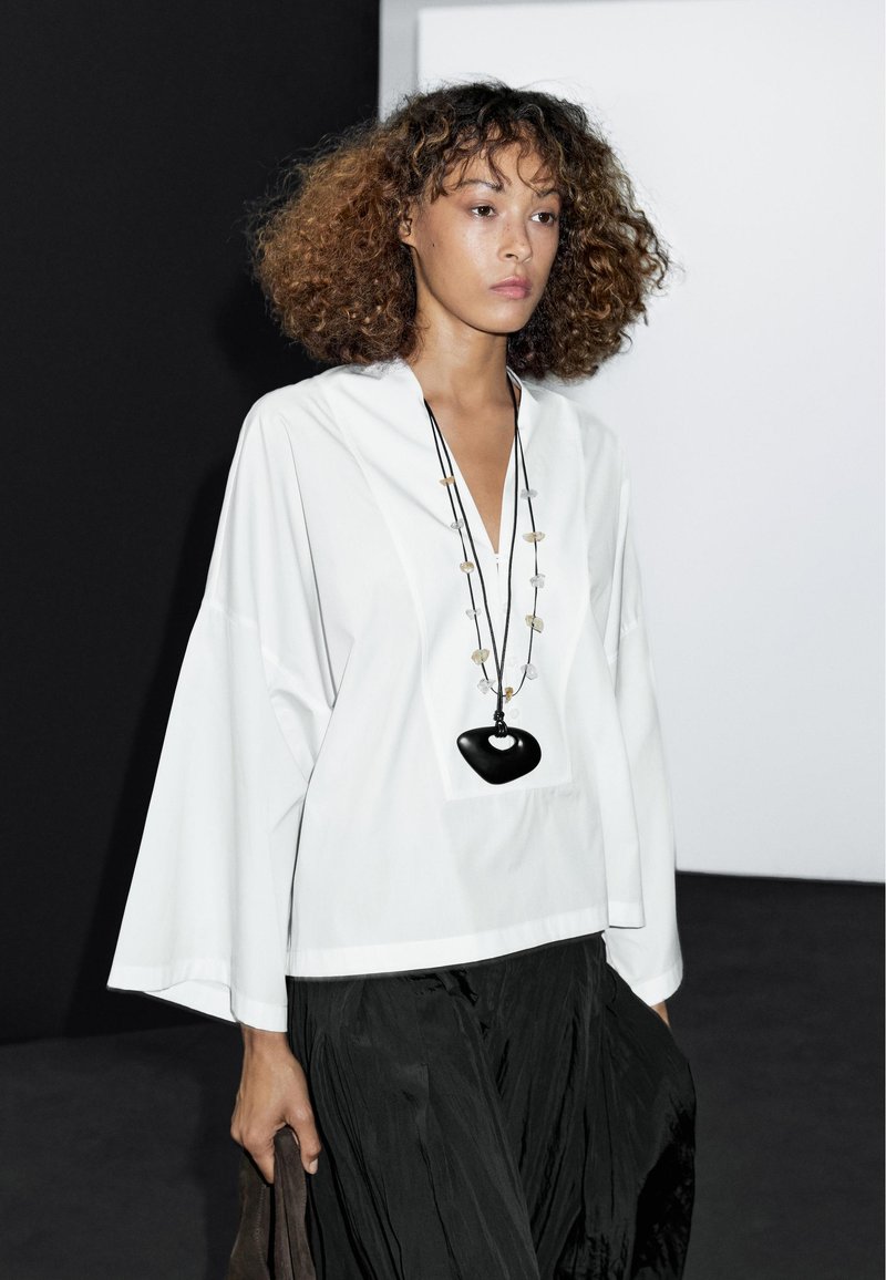 Massimo Dutti -UP FRONT  - Blouse - white