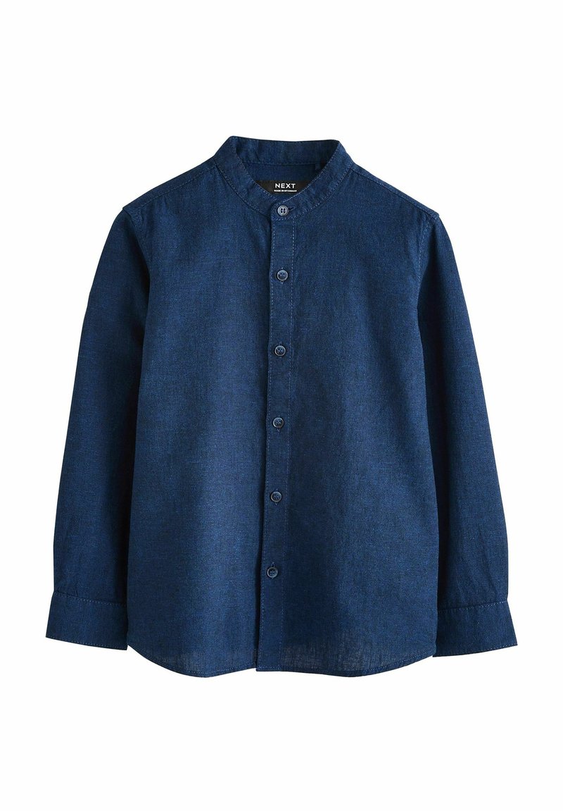 Camicia con maniche lunghe di colore blu navy, con colletto alla coreana, realizzata in tessuto morbido, con una sottile trama e bottoni evenly spaced.