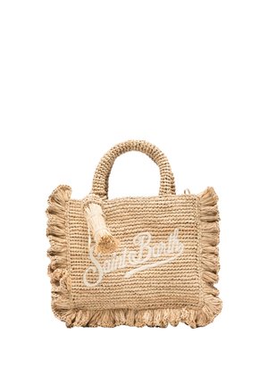 Bolso tejido beige con asas trenzadas, ribete de flecos y texto blanco bordado "Saint Barth" en la parte delantera.