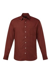 Camicia a maniche lunghe in tessuto rosso scuro con una texture sottile, dotata di taschino frontale e bottoni argentati lungo la patta.