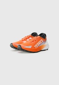 Adidas Terrex TERREX AGRAVIC TRAIL - Scarpe da trail running - semi impact orange/ftwr white/carbon