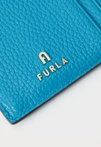 Furla CAMELIA ZIPPED CARD CASE - Peněženka - turchese