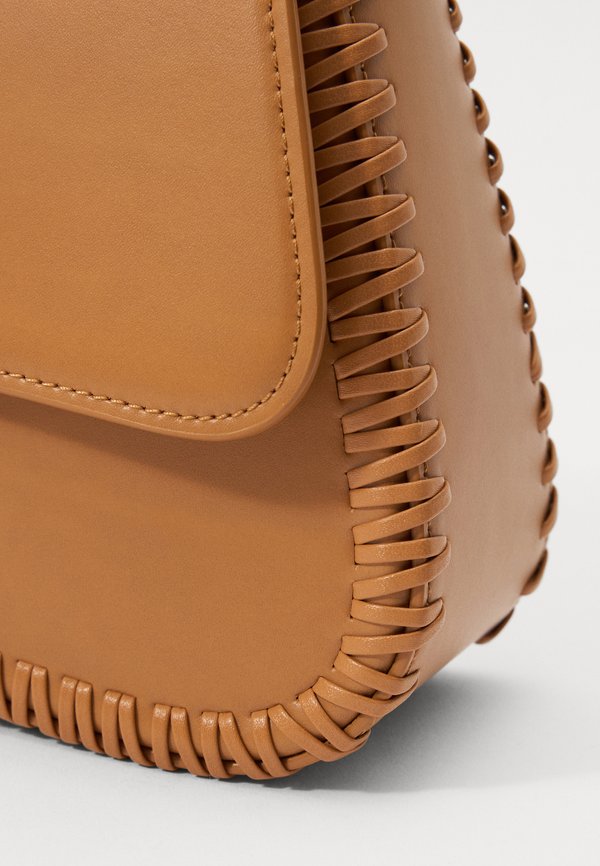 SHOULDER BAG CASSANDRA STITCH - Handbag - caramello4