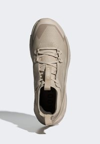 adidas Performance FREE  beżowy