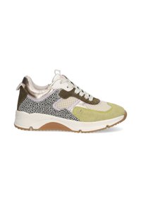Multicolor sneakers met groene suède, metallic gouden accenten, mesh panelen en een gespikkeld zwart ontwerp aan de zijkanten. Rubberen zool.