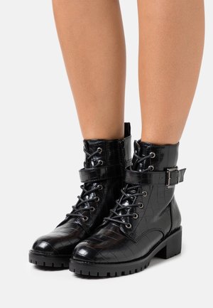 Anna Field Bottines à lacets - black