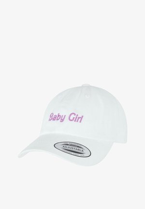 Valge beisballi kork, millel on reguleeritav rihm, esiküljel roosa tikandiga tekst "Baby Girl", valmistatud puuvillast.