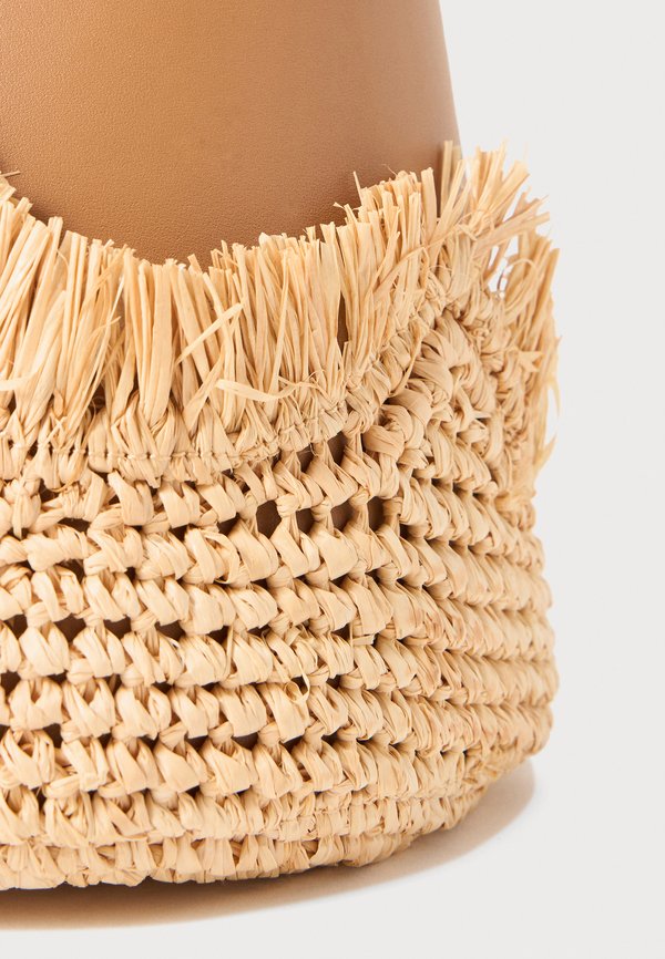 JOJO TOP HANDLE - Handbag - camel3