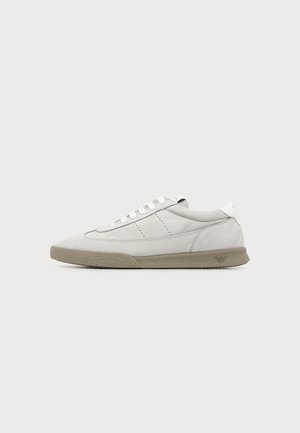 Emporio Armani SNEAKER - Tossud - marmo/white