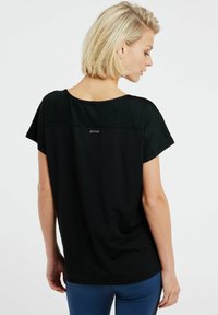 Protest PRTLOQUAT - Jednoduché tričko - true black