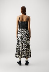 ONLY ONLTOMIA BERRY LONG SKIRT - Trapecinis sijonas - black