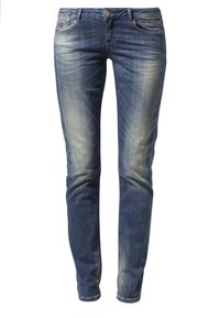 Jeans in denim blu con vestibilità slim, caratterizzati da una finitura sbiadita, design classico a cinque tasche e chiusura con bottone in metallo tradizionale.