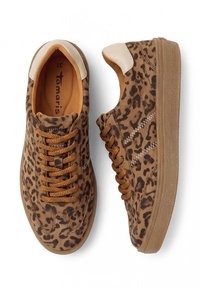 Ζευγάρι καφέ sneakers με σχέδιο λεοπάρδαλης, με καφέ κορδόνια και χοντρές λαστιχένιες σόλες, μέγεθος 37, με επωνυμία Tamaris στο εσωτερικό.