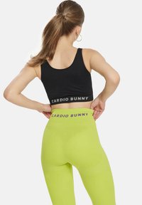 Cardio Bunny CHILL CROP - Top - black