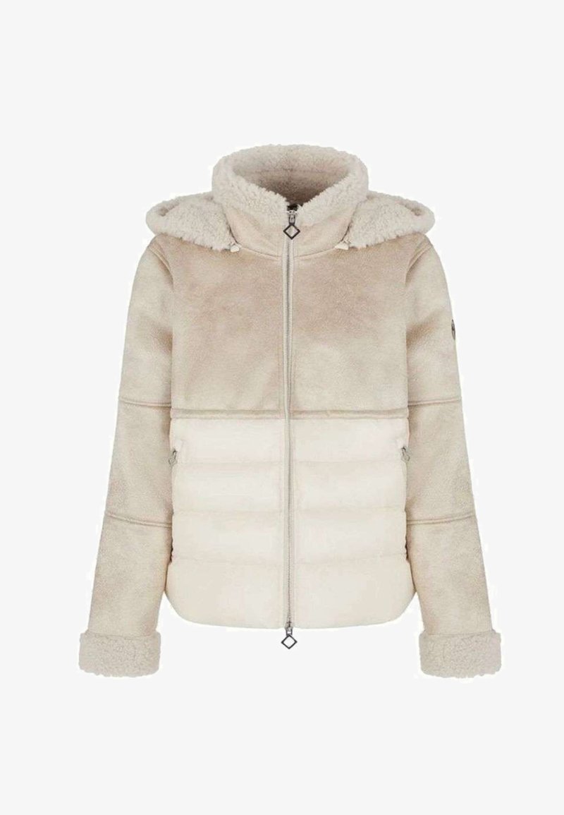 Veste beige à capuche avec fermeture éclair à l'avant, partie inférieure matelassée et partie supérieure en polaire douce avec des poignets en polaire.