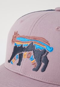 Patagonia TRUCKER HAT UNISEX - Sapka - stormy mauve