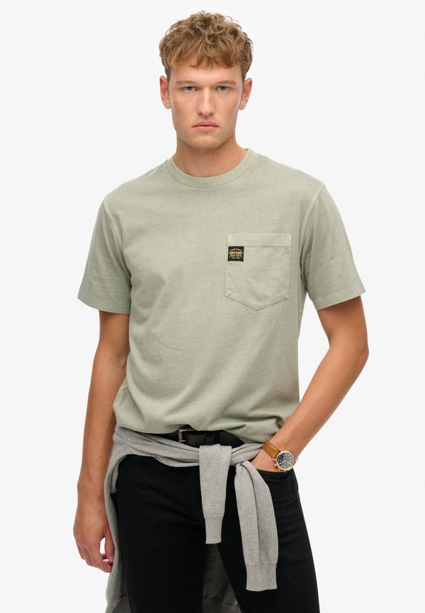 CONTRAST STITCH POCKET - T-Shirt basic
