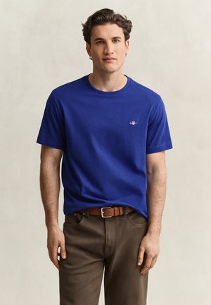 GANT, REGULAR FIT SHIELD T-SHIRT - T-shirt basique - hardcodedvalue supplier color