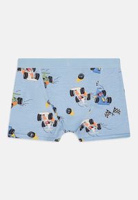 Boxer briefs blu con stampa di auto da corsa, vita elastica e dettagli intricati come bandiere a scacchi e motivi di pneumatici.