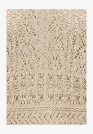 Beige gebreide stof met een terugkerend kantpatroon met verticale en diamantvormige open steken.