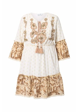 Biała sukienka z beżowym haftem kwiatowym, z szerokimi rękawami i marszczoną talią. Posiada fakturowany gorset oraz kontrastowy wzorzysty dół.