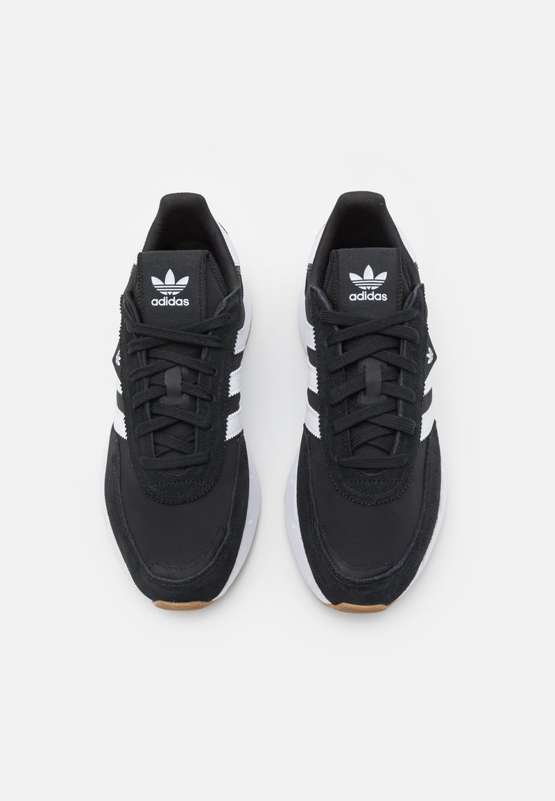 adidas gazelle silver green womens Adidas Retropy F2 Sneakers Black/White main image 0