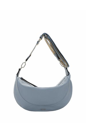 Weiche blue Leder Schultertasche mit geschwungener Form, verstellbarem Riemen, Reißverschluss und dezent eingraviertem Logo am Boden.