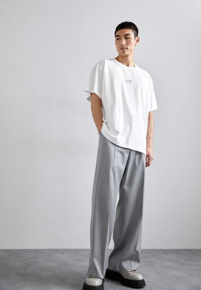 MM6 Maison Margiela Paprasti marškinėliai - white