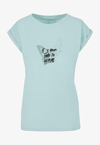 Selected, ocean blue